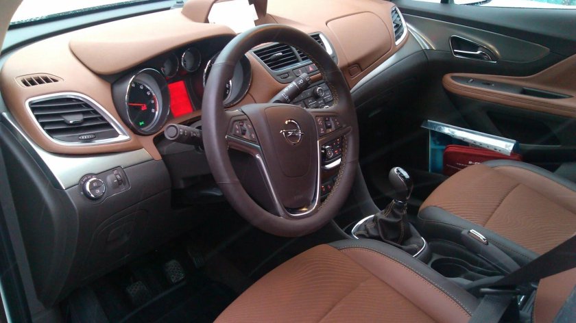 Опель Мокка 2013 салон