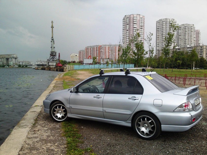 Mitsubishi Lancer 9 багажник
