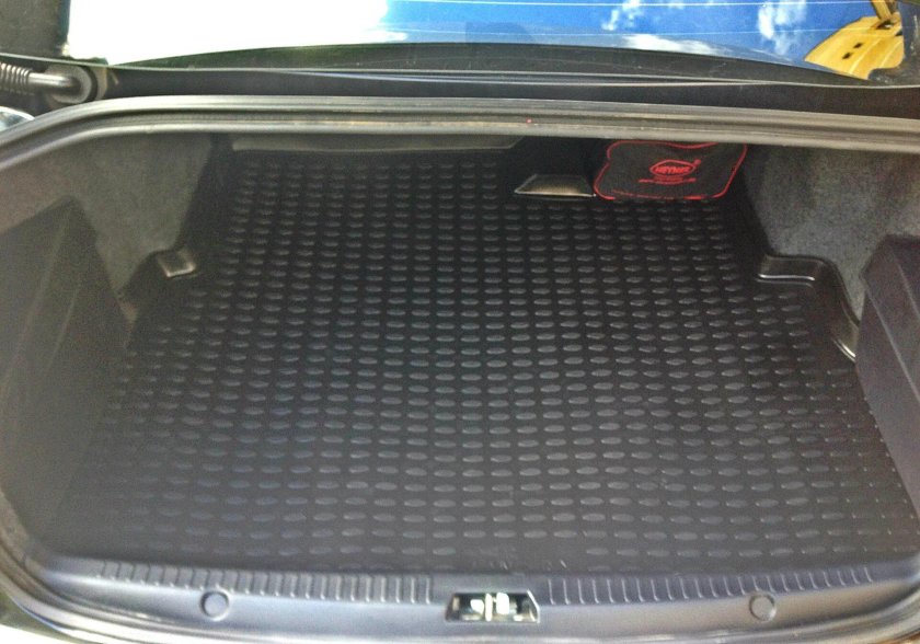 Mitsubishi Lancer 10 багажник