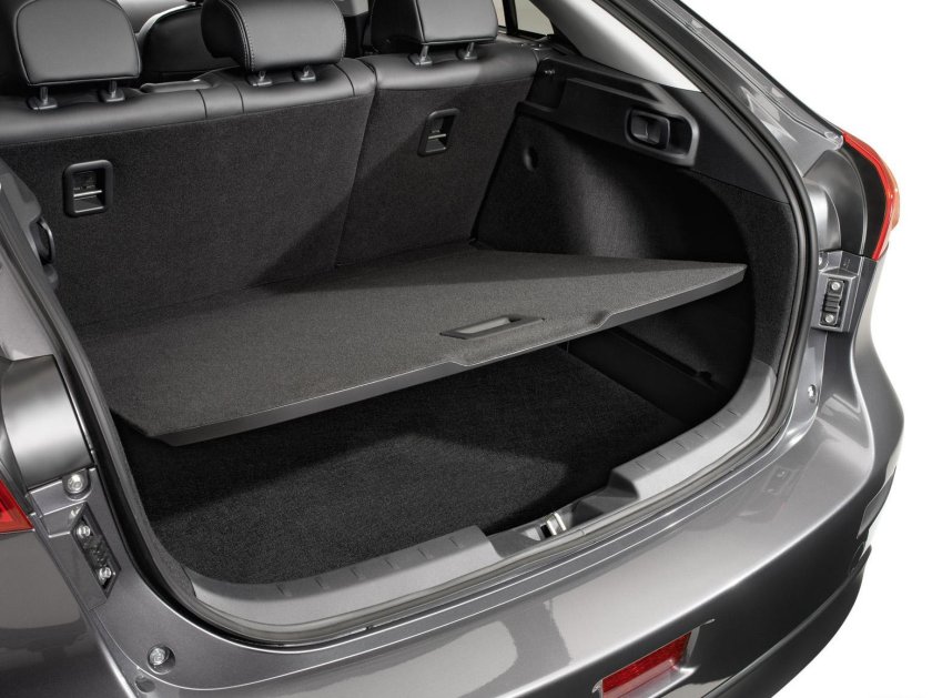 Mitsubishi Lancer 10 хэтчбек багажник