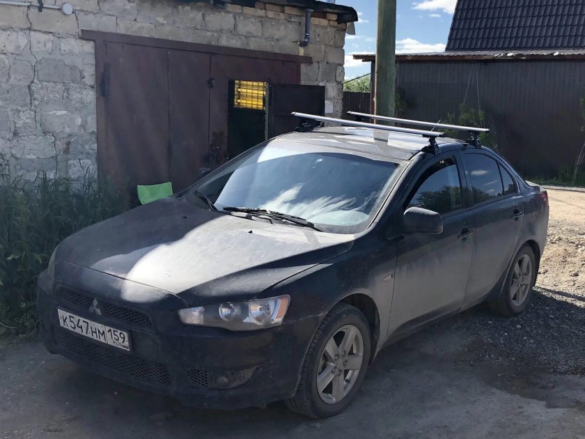 Багажник на крышу Митсубиси Лансер 10