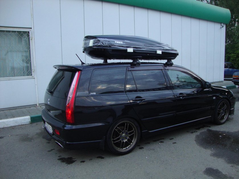 Багажный бокс на Митсубиши Лансер 9 вагон