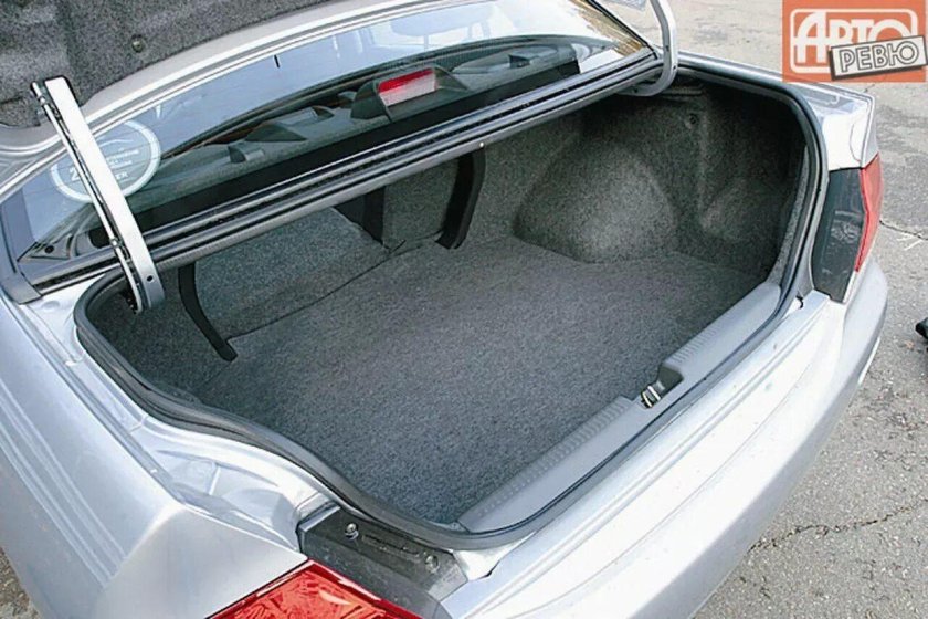 Лансер 9 багажник