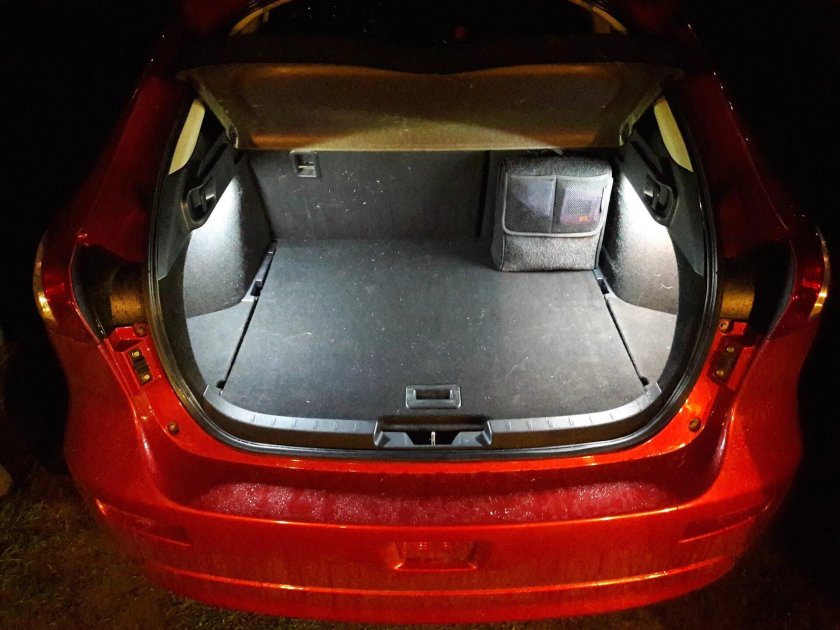 Лансер 10 хэтчбек багажник