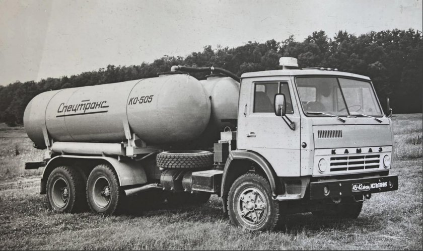 Ко-505 на шасси КАМАЗ-53213