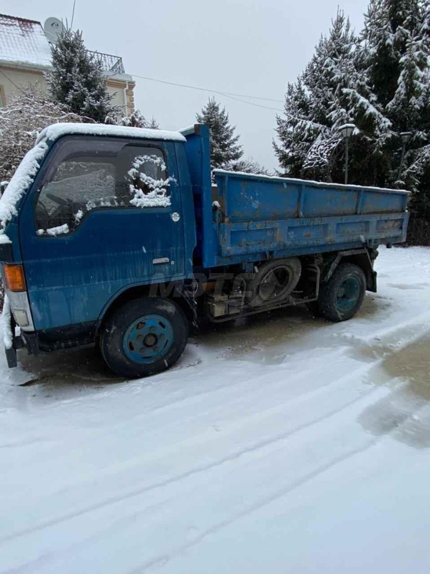 Mazda Titan самосвал