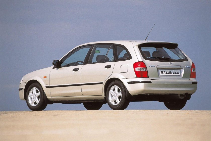 Mazda 323 bj хэтчбек