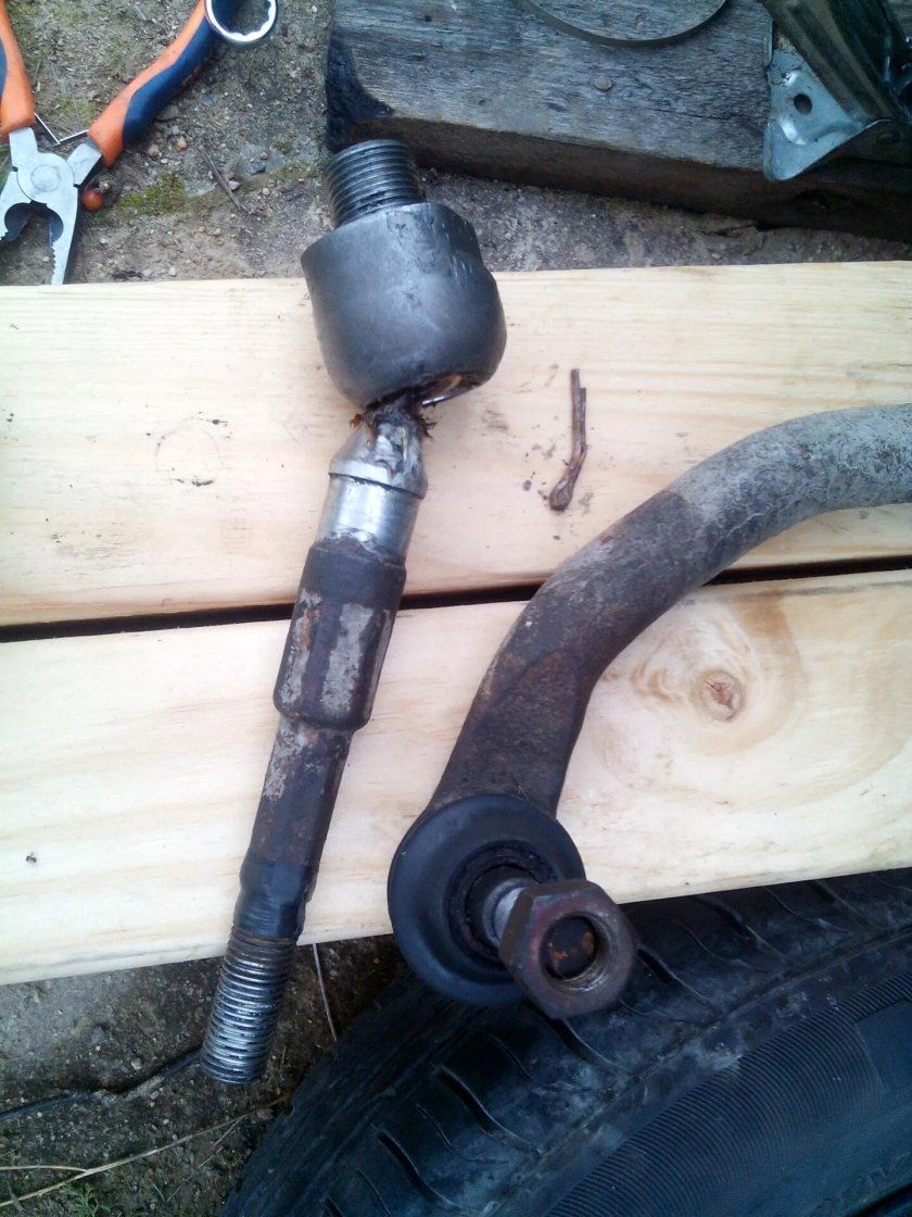 Рулевые тяги ВАЗ 2105