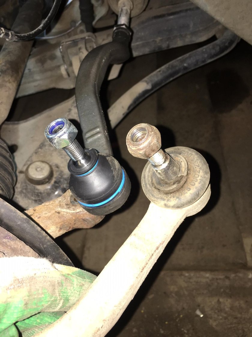 Рулевой наконечник Рено Логан 1