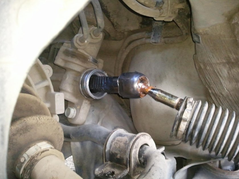 Тяги рулевой рейки Солярис