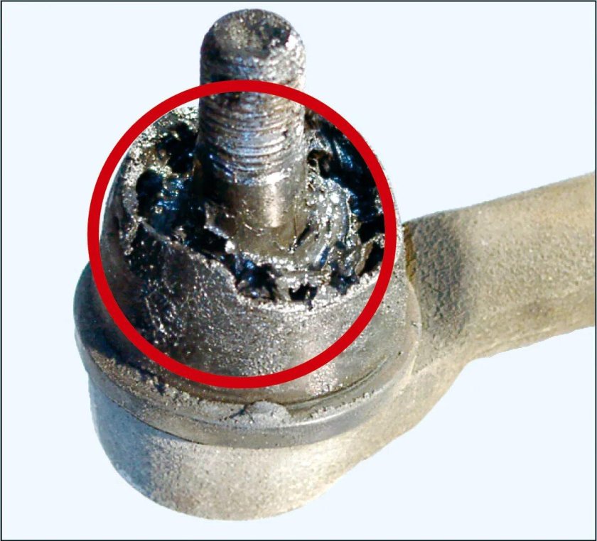 Износ шарнира наконечника рулевой тяги