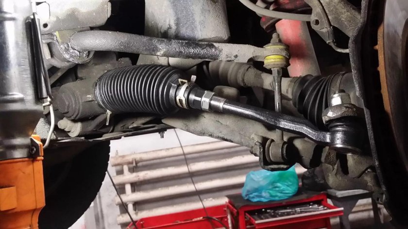 Рулевая рейка тяга наконечник