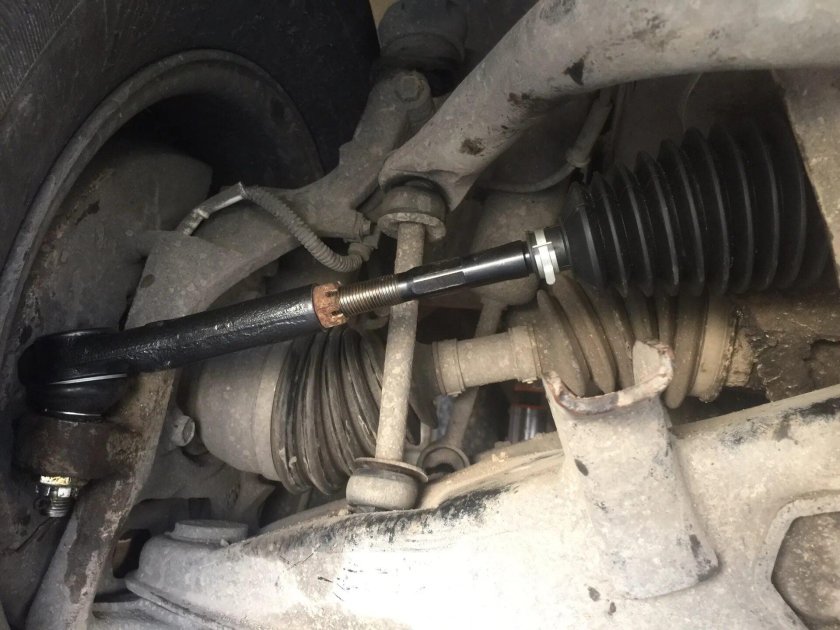 Рулевой наконечник Форд эксплорер 2