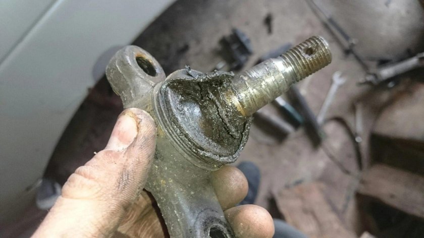 Рулевые наконечники Приора