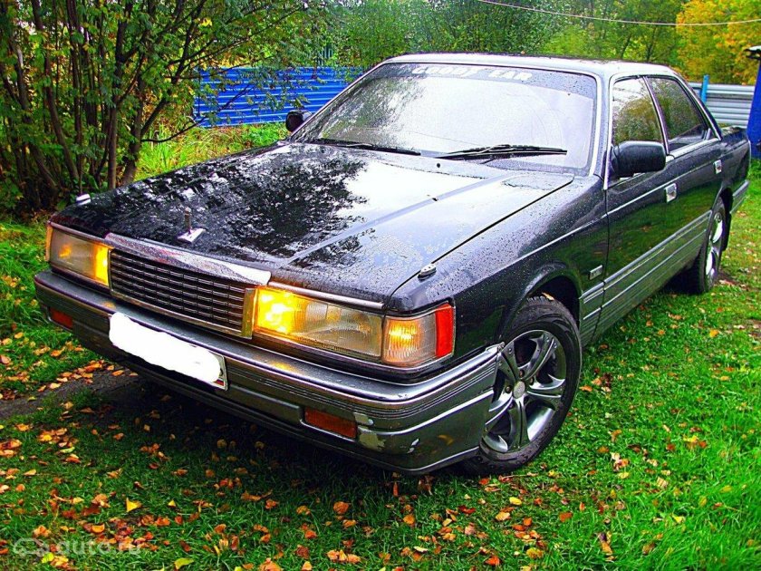 Mazda Luce 1988