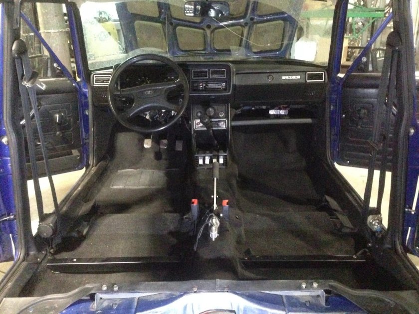 Салон ВАЗ 2104 ВАЗ 2104