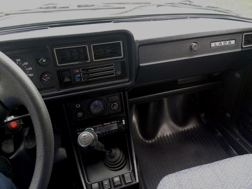 Торпеда ВАЗ 2104