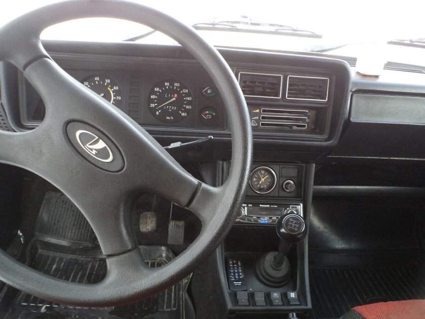 Салон ВАЗ 2104 ВАЗ 2104