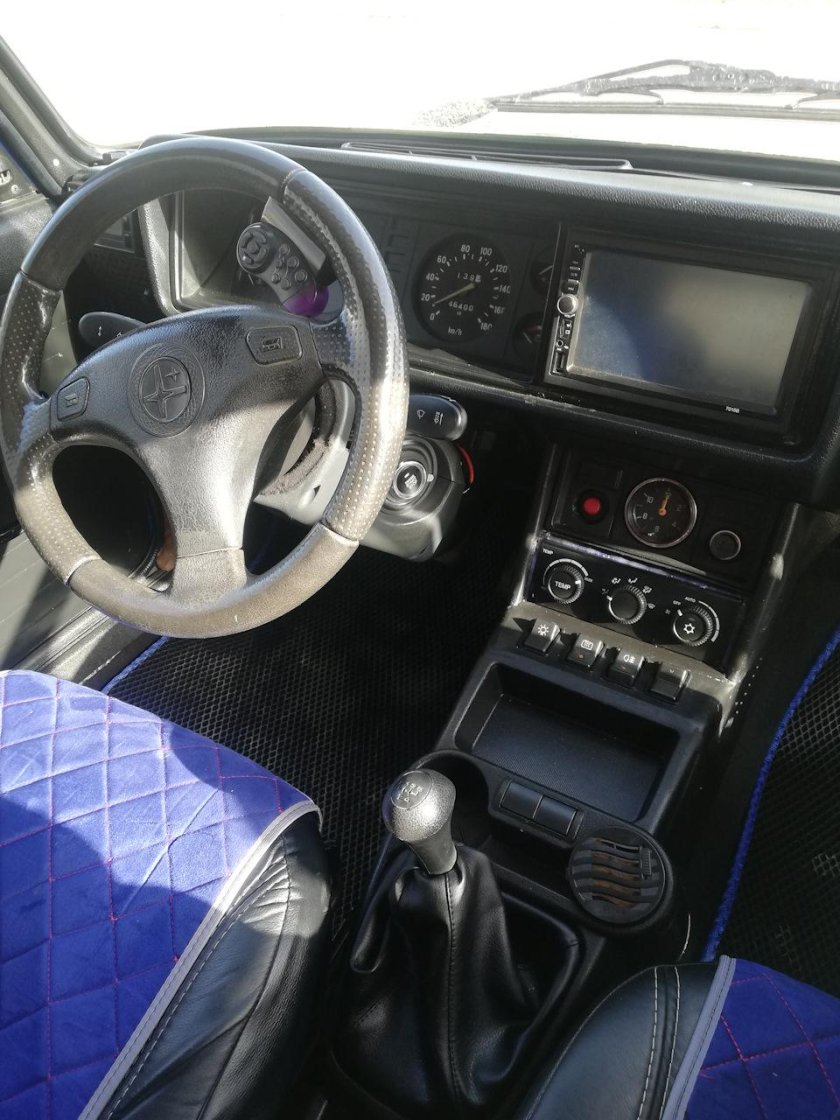 Лада 2104 салон