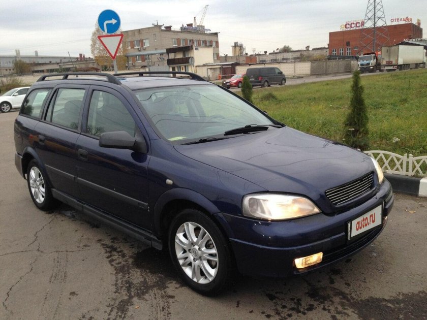 Опель Астра универсал 1999г