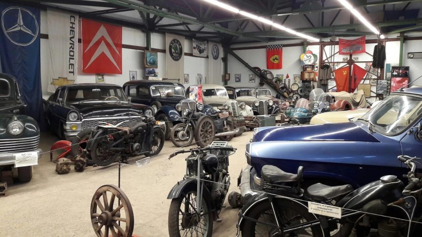 Ломаковский музей старинных автомобилей и мотоциклов Москва