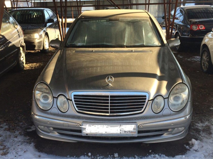 Мерседес е320 2003г