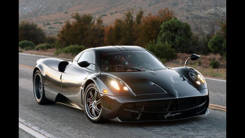 Pagani Huayra автомобиль