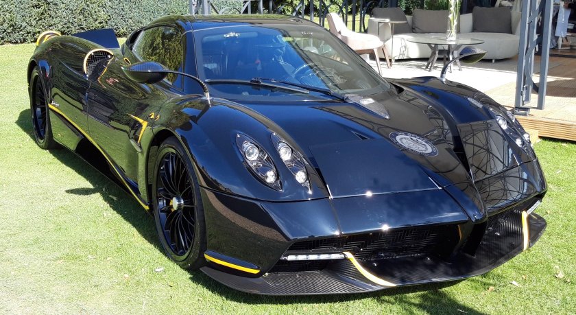 Pagani Huayra Roadster