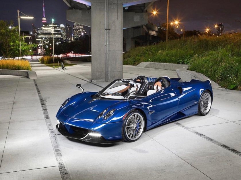 17 Pagani Huayra Roadster