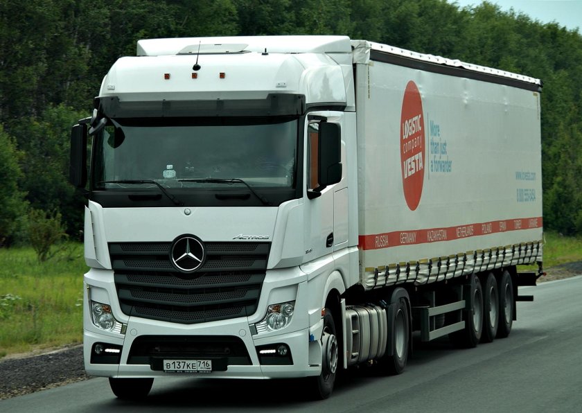 Мерседес-Бенц Актрос 716