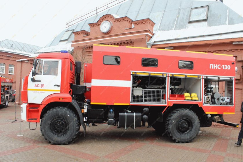 КАМАЗ ПНС 130