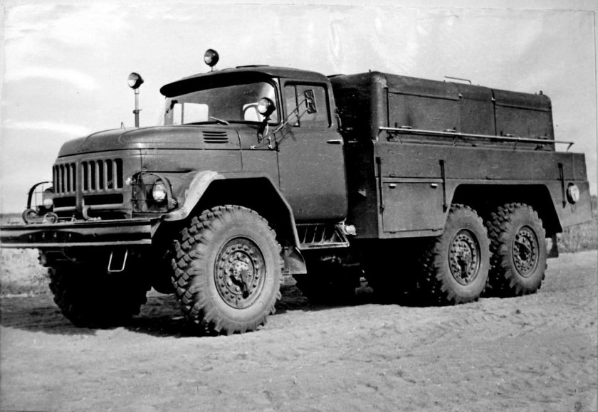 ЗИЛ ПНС 100