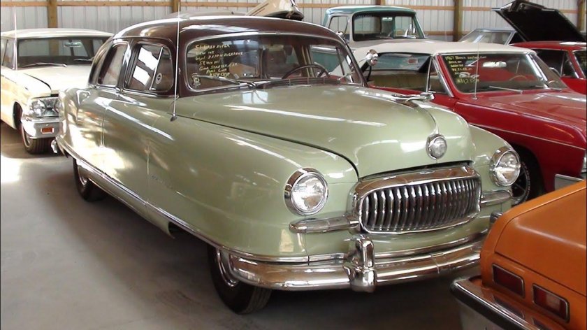 Nash Ambassador 1951