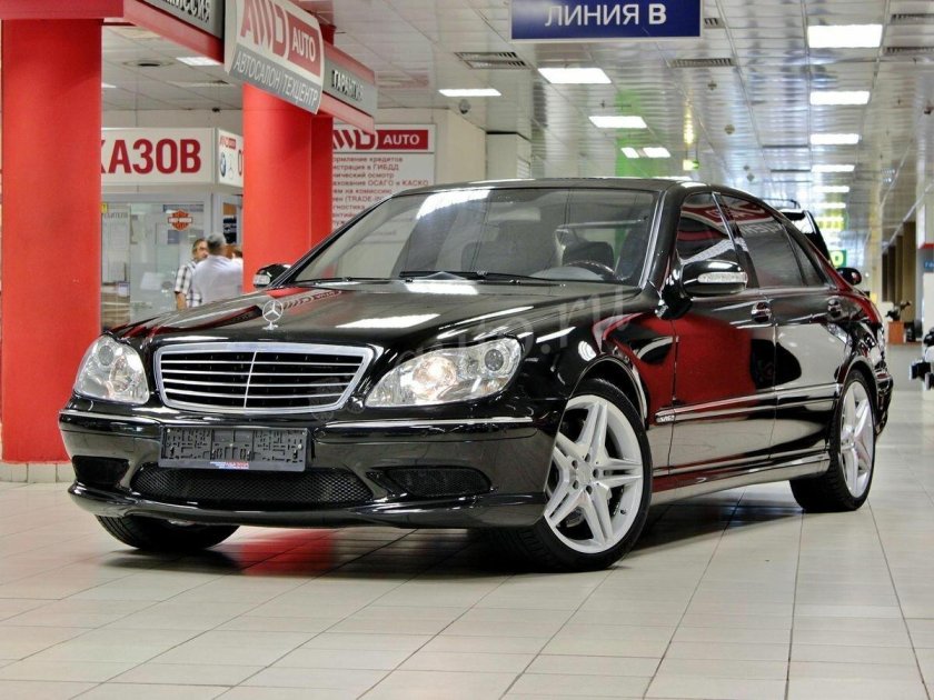 Mercedes Benz w220 2005