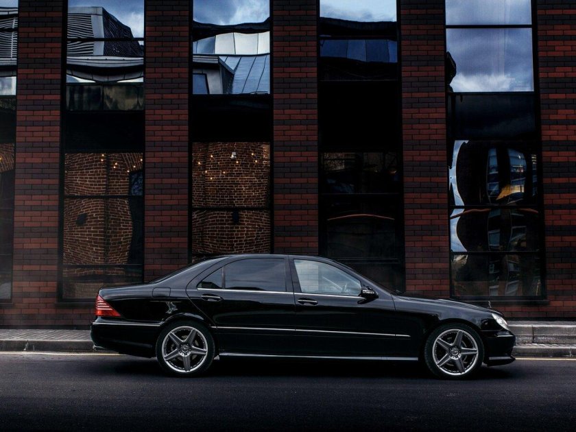 Mercedes Benz s class w220