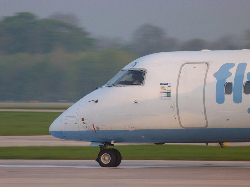 De Havilland DHC 8-400