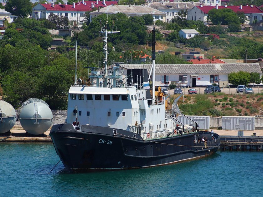 Рейдовый водолазный катер РВК-1447