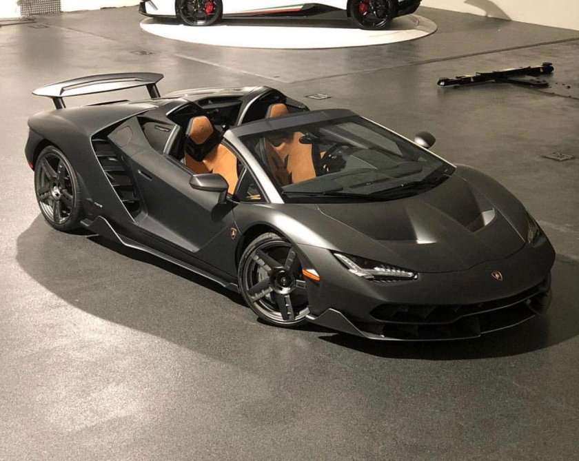 Ламборджини Centenario Roadster