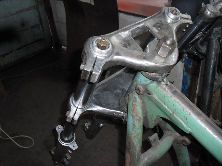 Траверсы мотоцикла Урал