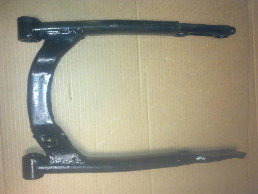 Задний маятник мотоцикла Урал