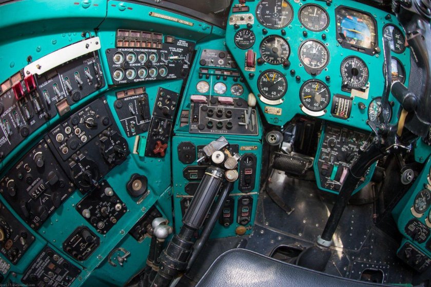 Ми 24 ВП кабина