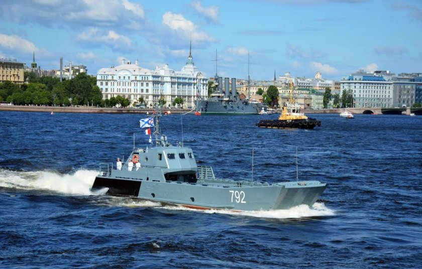 Десантный катер Дюгонь