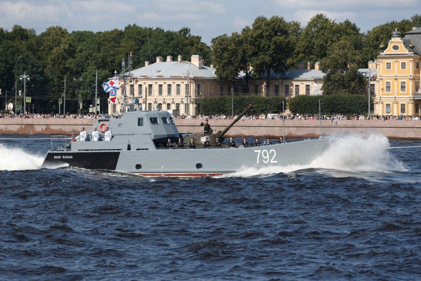 Десантный катер 11770