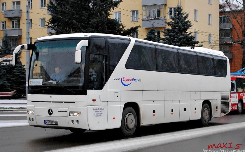 Автобус Mercedes Benz o350