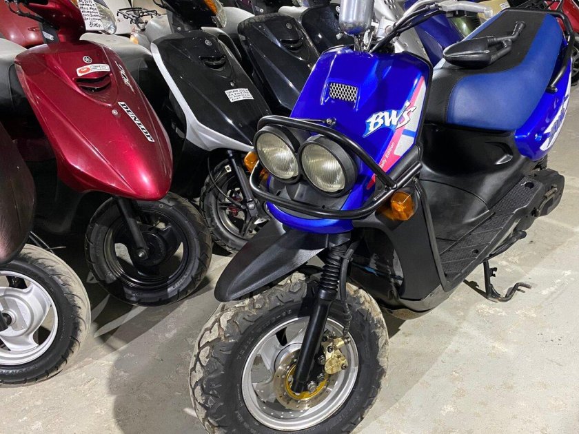 Мопеды на складе