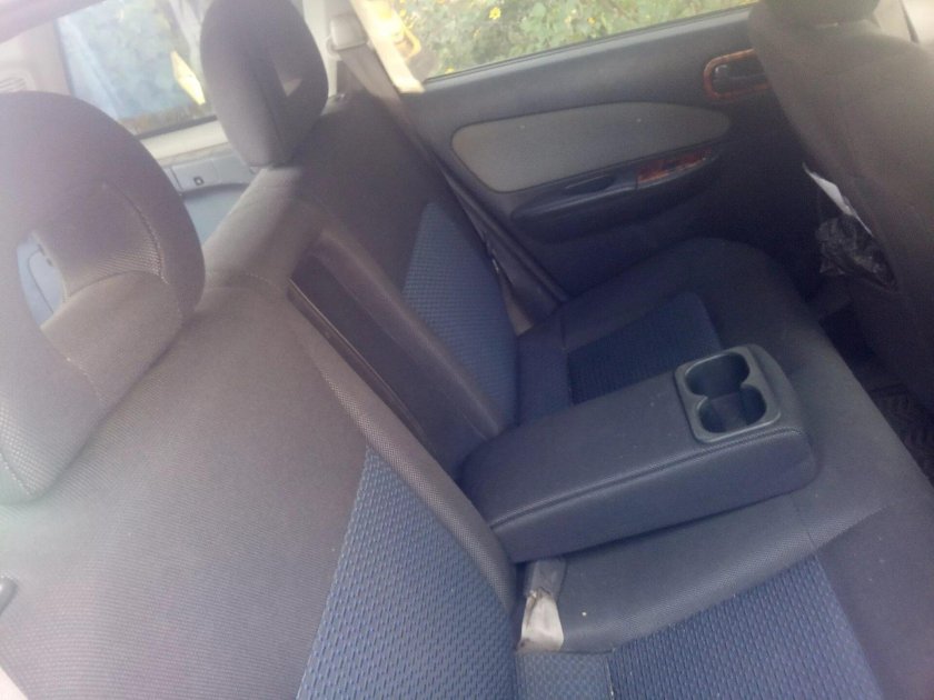 Wingroad 2002 салон