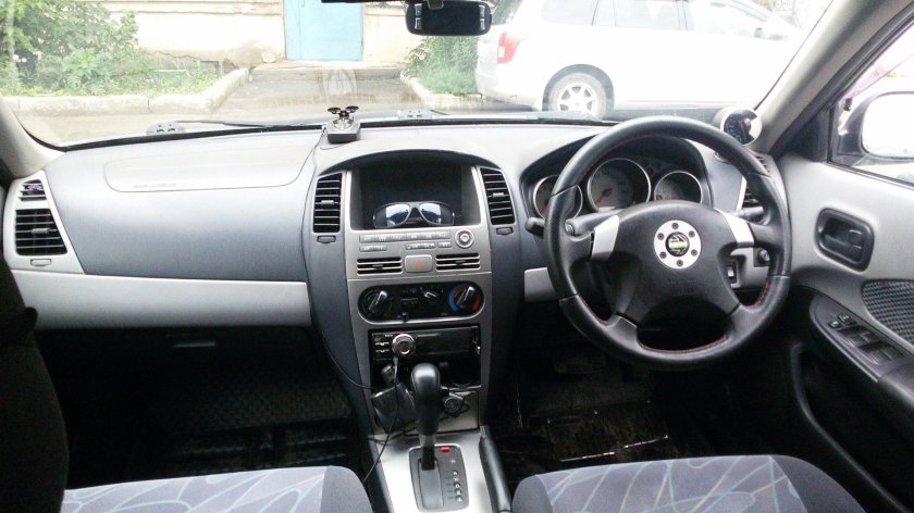 Nissan Wingroad 2003 салон