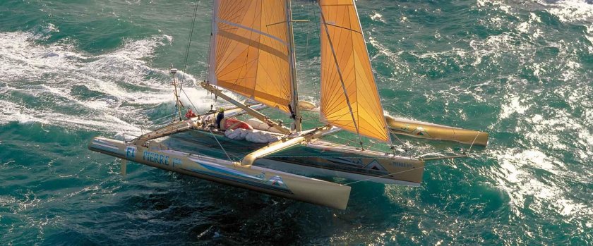 Тримаран Лагуна