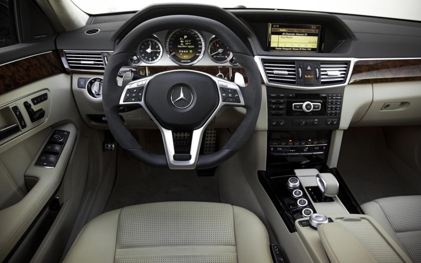 Мерседес е63 АМГ w212 салон