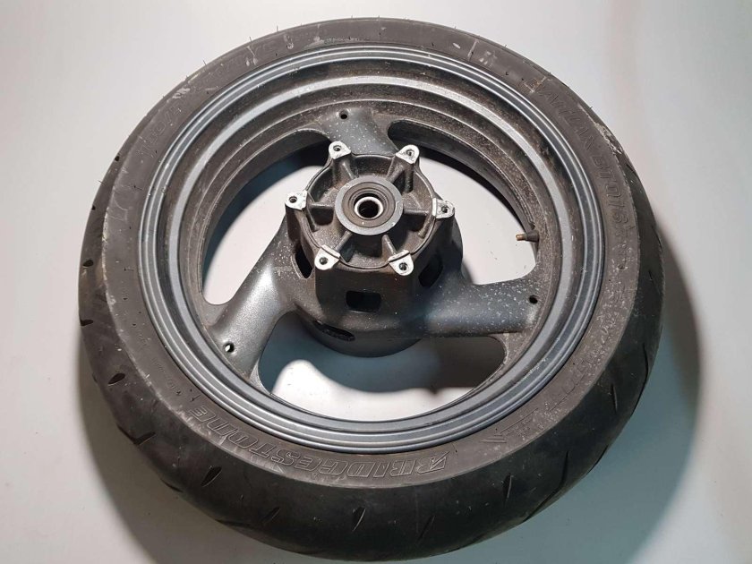 Заднее колесо Ямаха